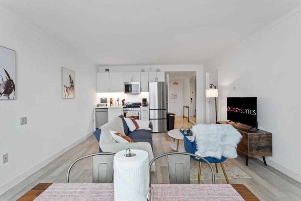 Apartment Beachfront 1br 2ba Cozysuites At Showboat