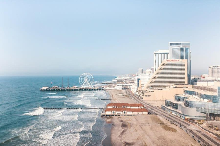 Apartment Beachfront 1br 2ba Cozysuites At Showboat Atlantic City
