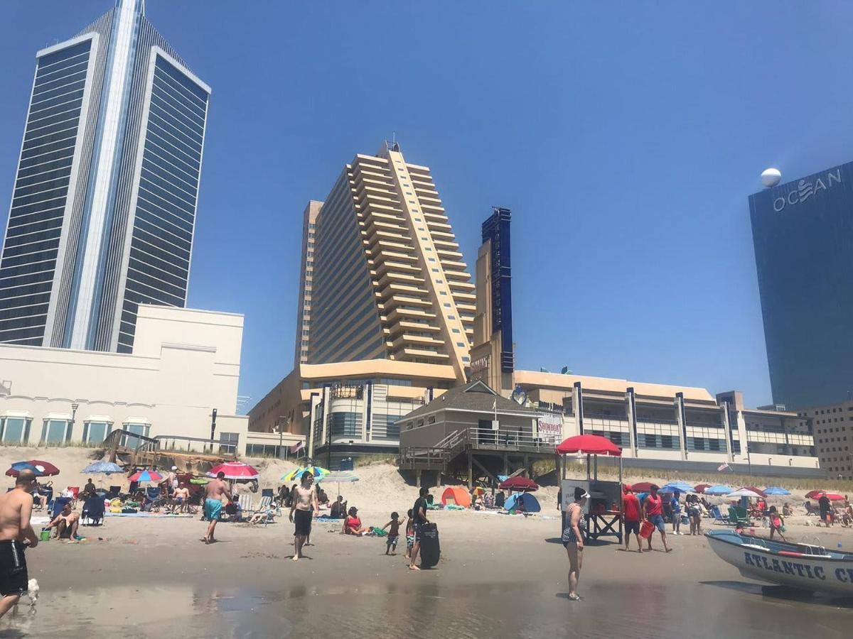 Beachfront 1br 2ba Cozysuites At Showboat *