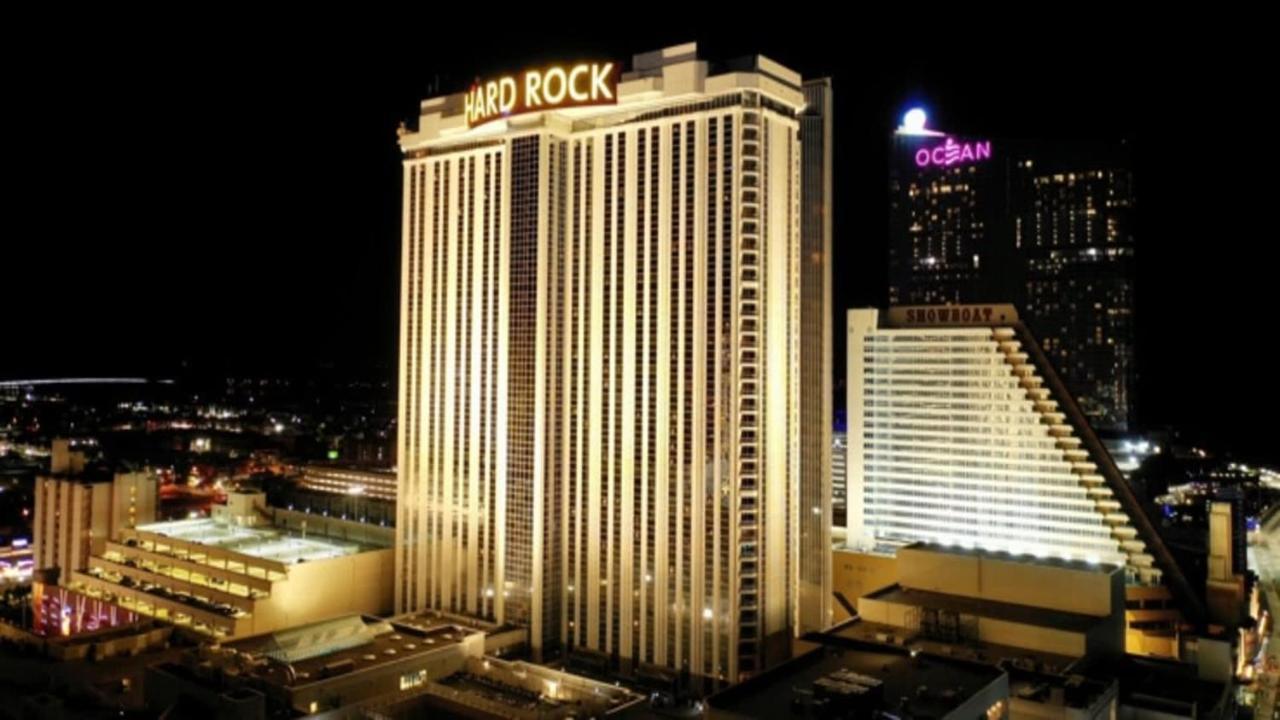 Beachfront 1br 2ba Cozysuites At Showboat Atlantic City